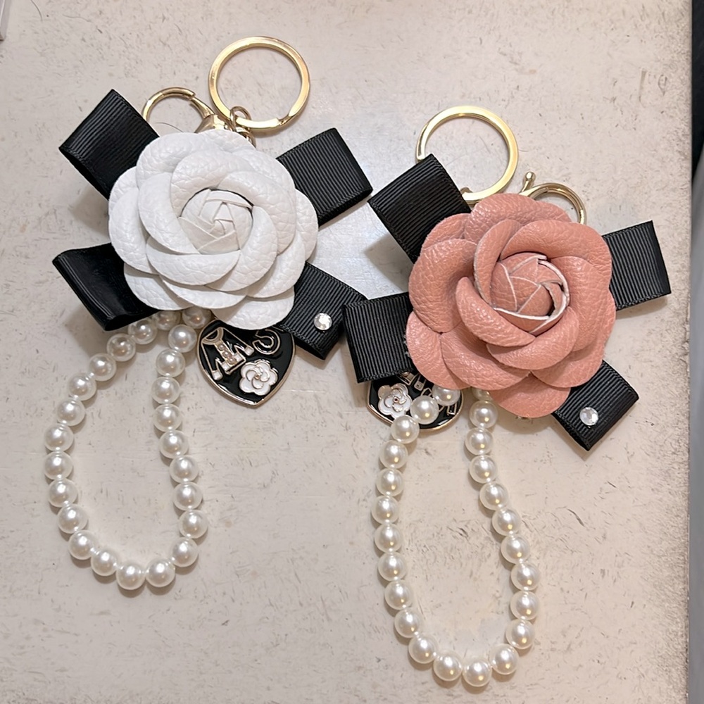 BUNDLE of 2pc-Unbranded keychain/Charm